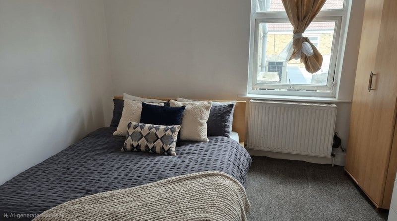 Room High Road in Greater London