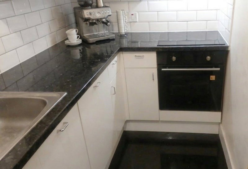 Room High Road in Greater London