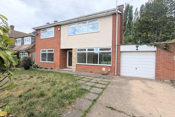 House Balmoral Avenue in Bedford