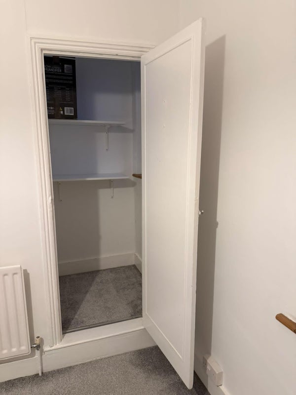 Room Longhurst Road in Greater London