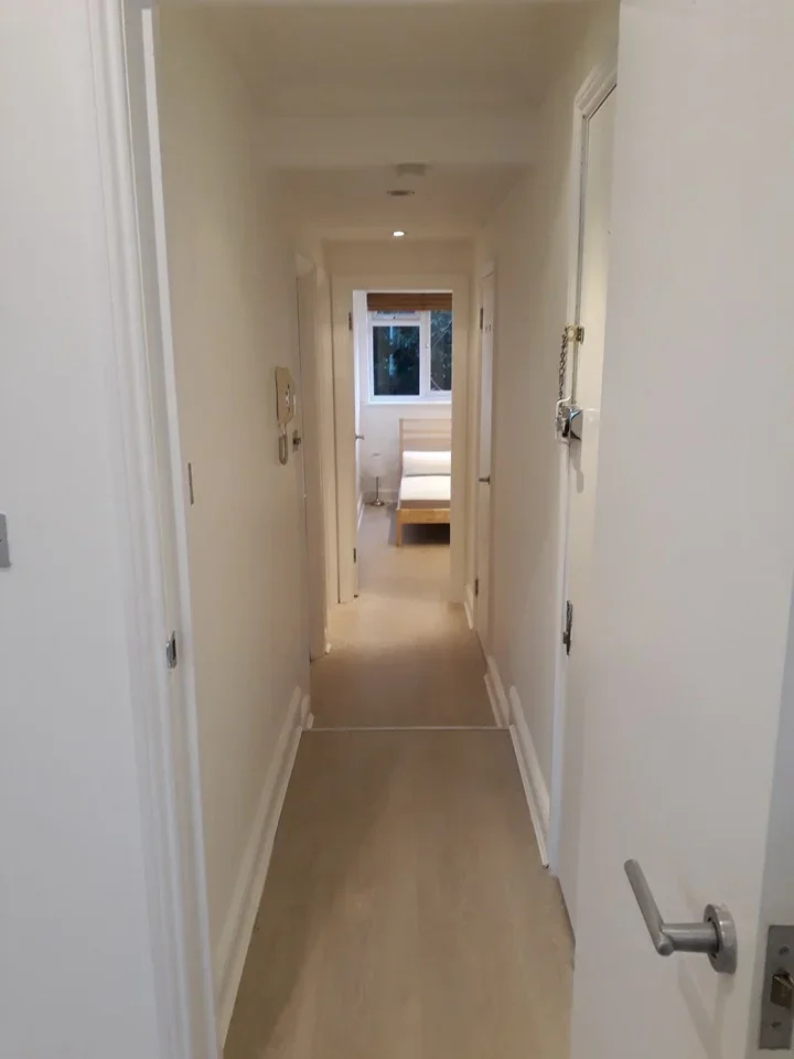 Flat Normand Gardens in Greater London