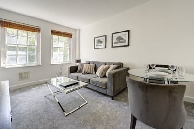 Flat Fulham Road in Greater London