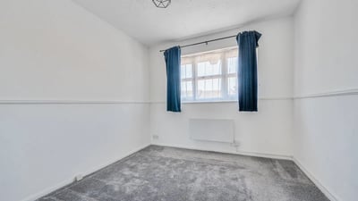 Flat St Pauls Rise in Greater London