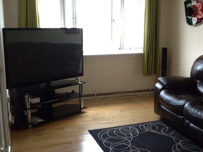 Room Greendykes Road in City of Edinburgh