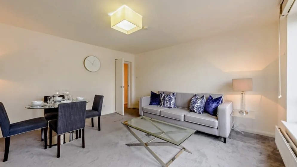Flat Fulham Road in Greater London