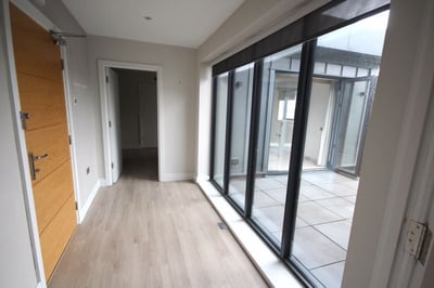 Flat Wenman Road in South Oxfordshire