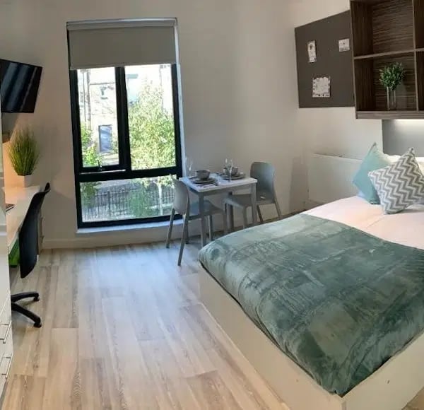 Room Blandford Square in Newcastle upon Tyne