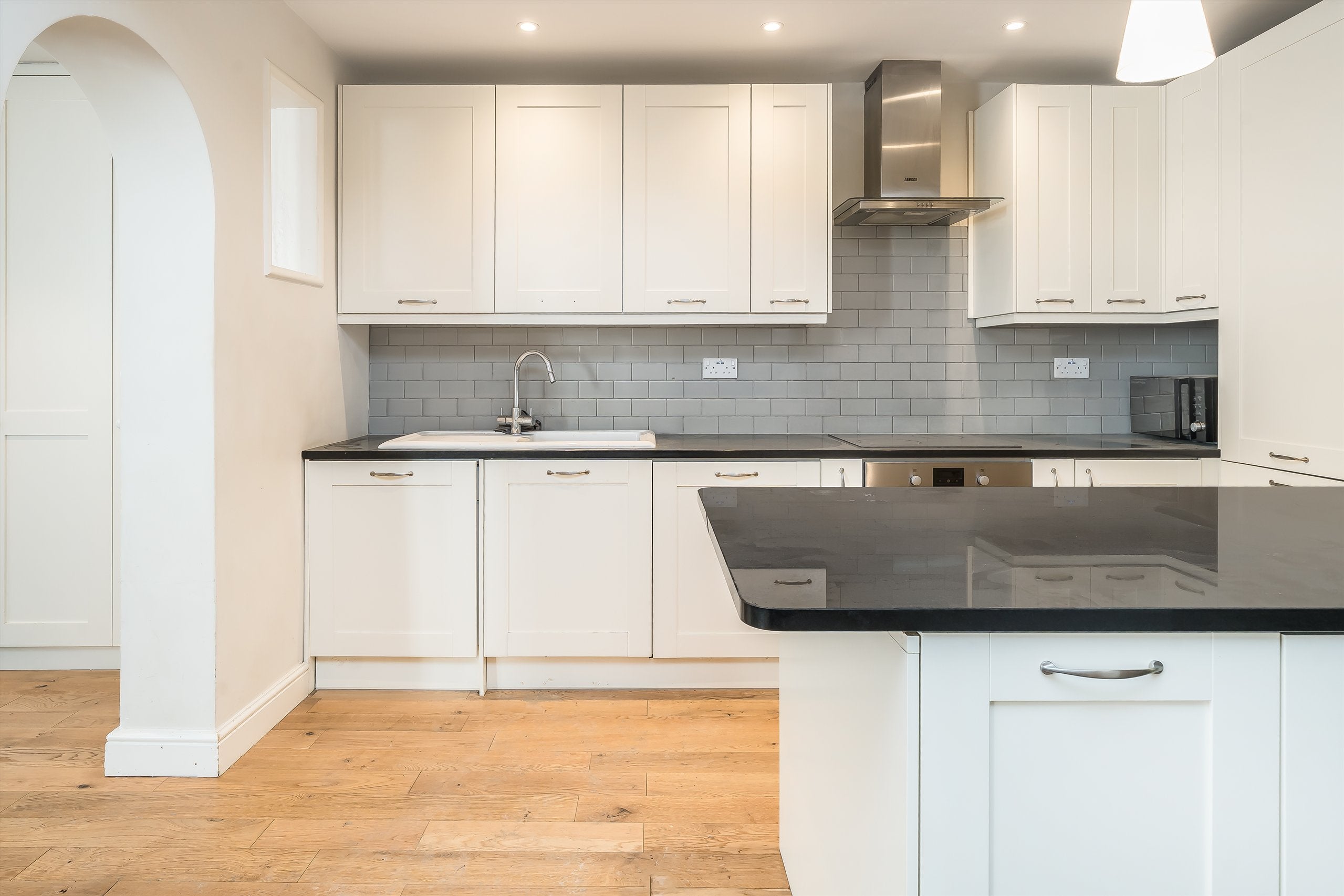 Flat Birchington Road in Greater London