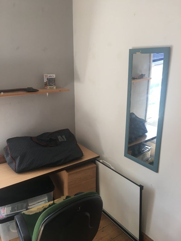 Room Malcolm Street in Newcastle upon Tyne
