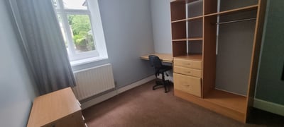 Flat North Grange Road in Leeds