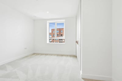 Flat Hadden Road in Greater London