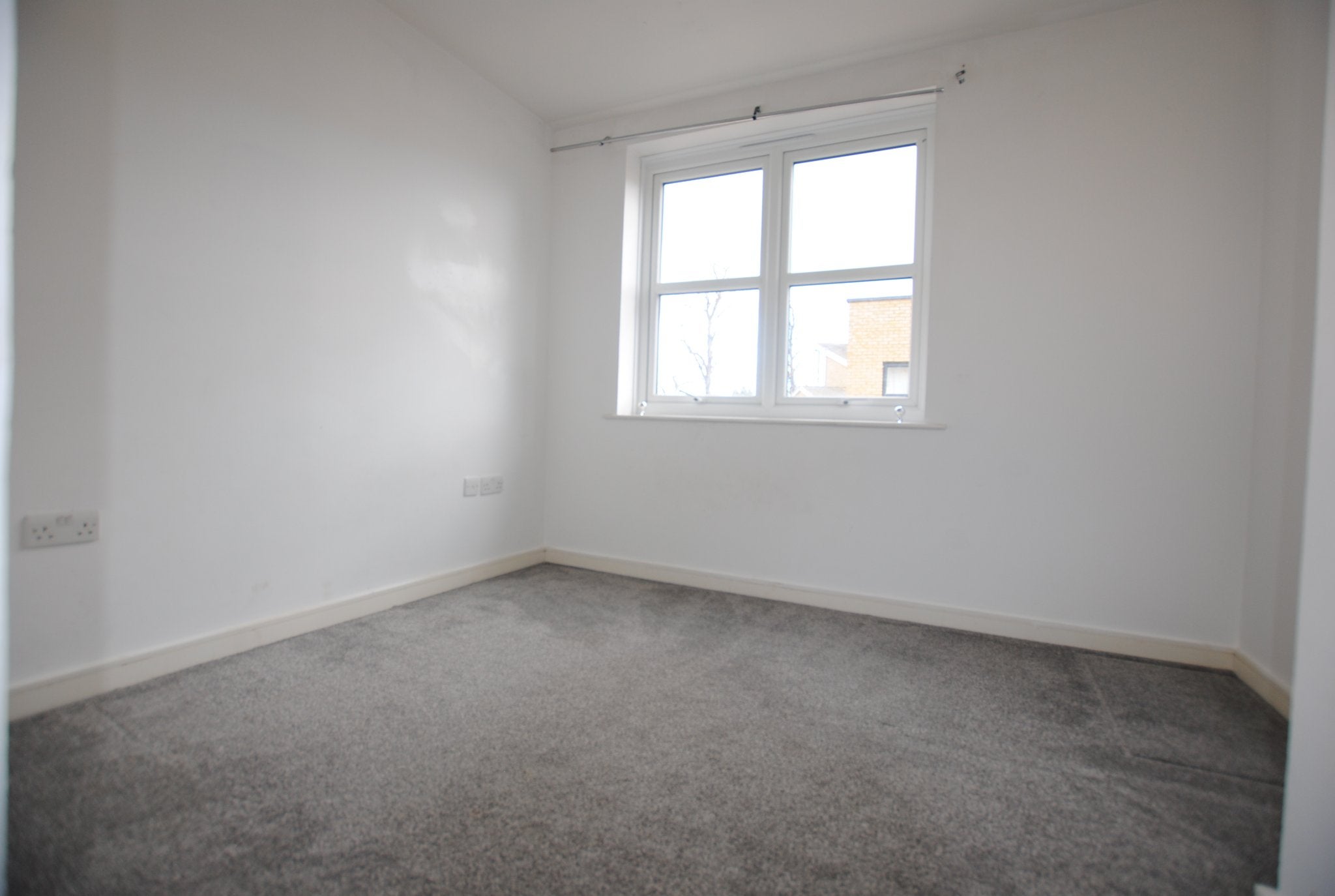 Flat Courtyard Mews in Dartford
