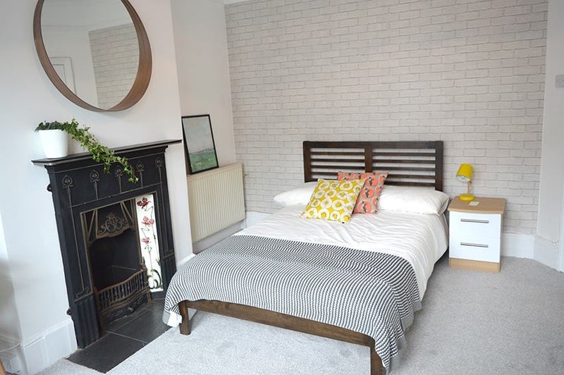 Room Leith Road in Greater London