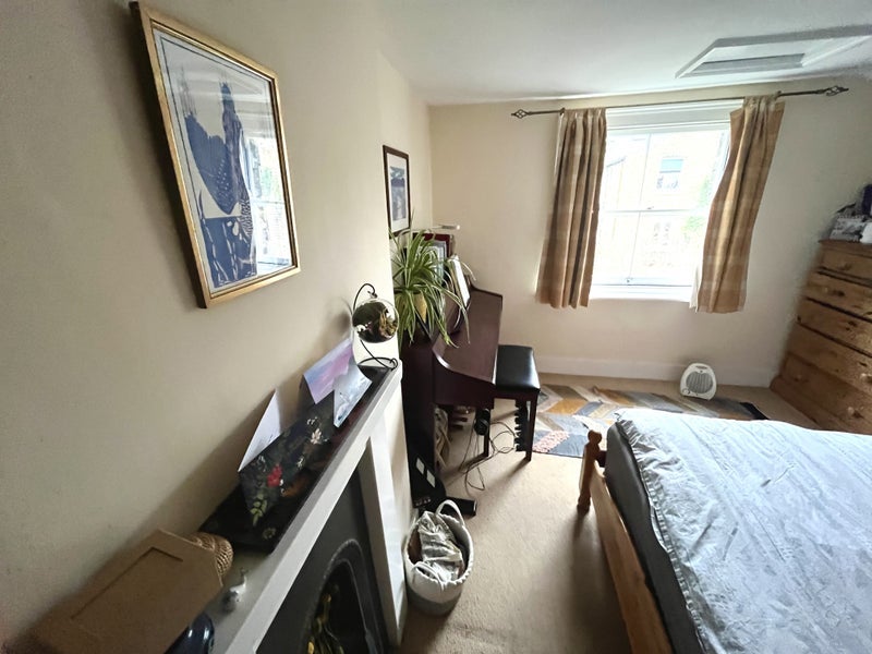 Room Crofton Road in Greater London