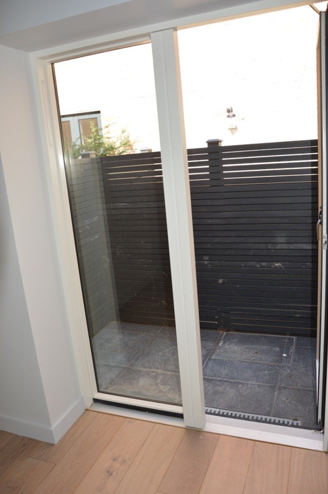 Flat Charteris Road in Greater London
