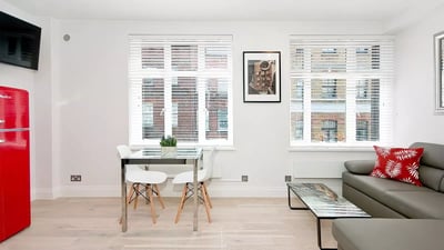 Flat Essex Street in City of Westminster