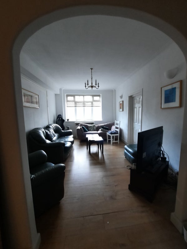 Room Primrose Hill Road in Greater London