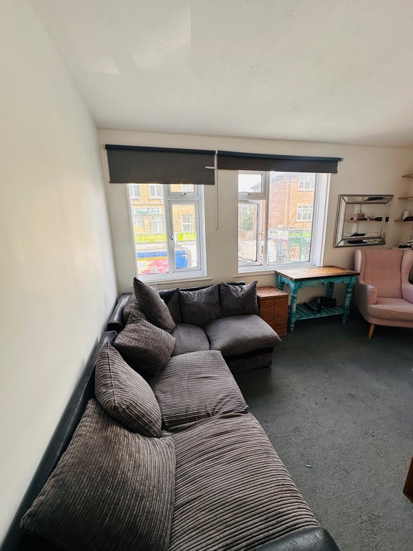 Room Stockwell Green in Greater London