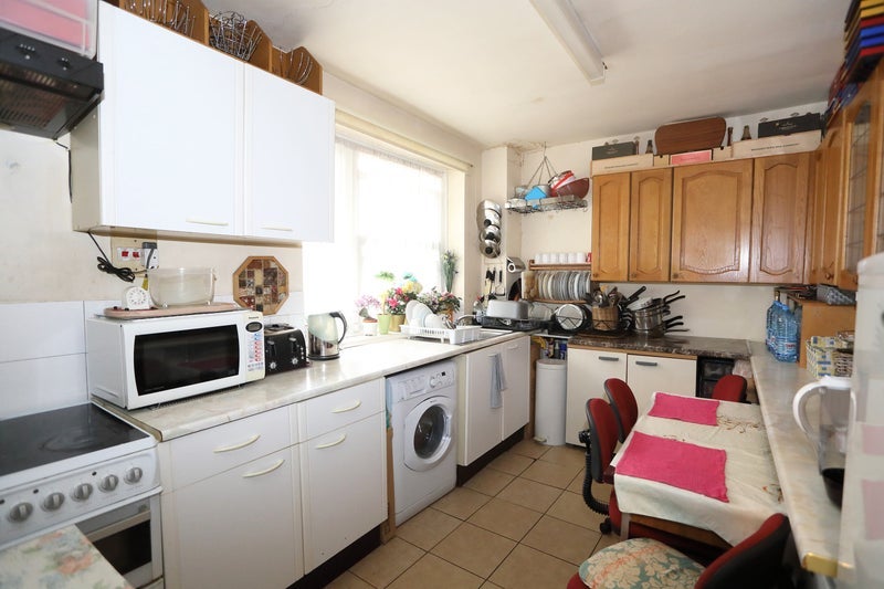 Room Aldenham Street in Greater London
