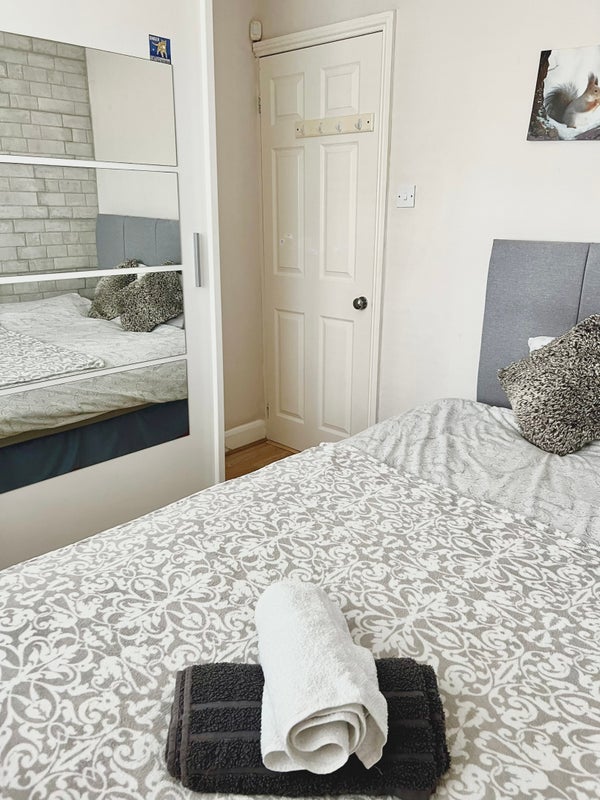 Room Windsor Avenue in Greater London