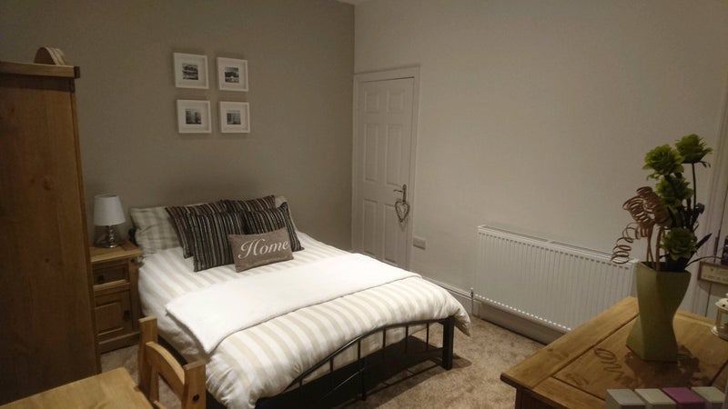 Room Dovercourt Road in Sheffield