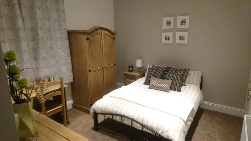 Room Dovercourt Road in Sheffield
