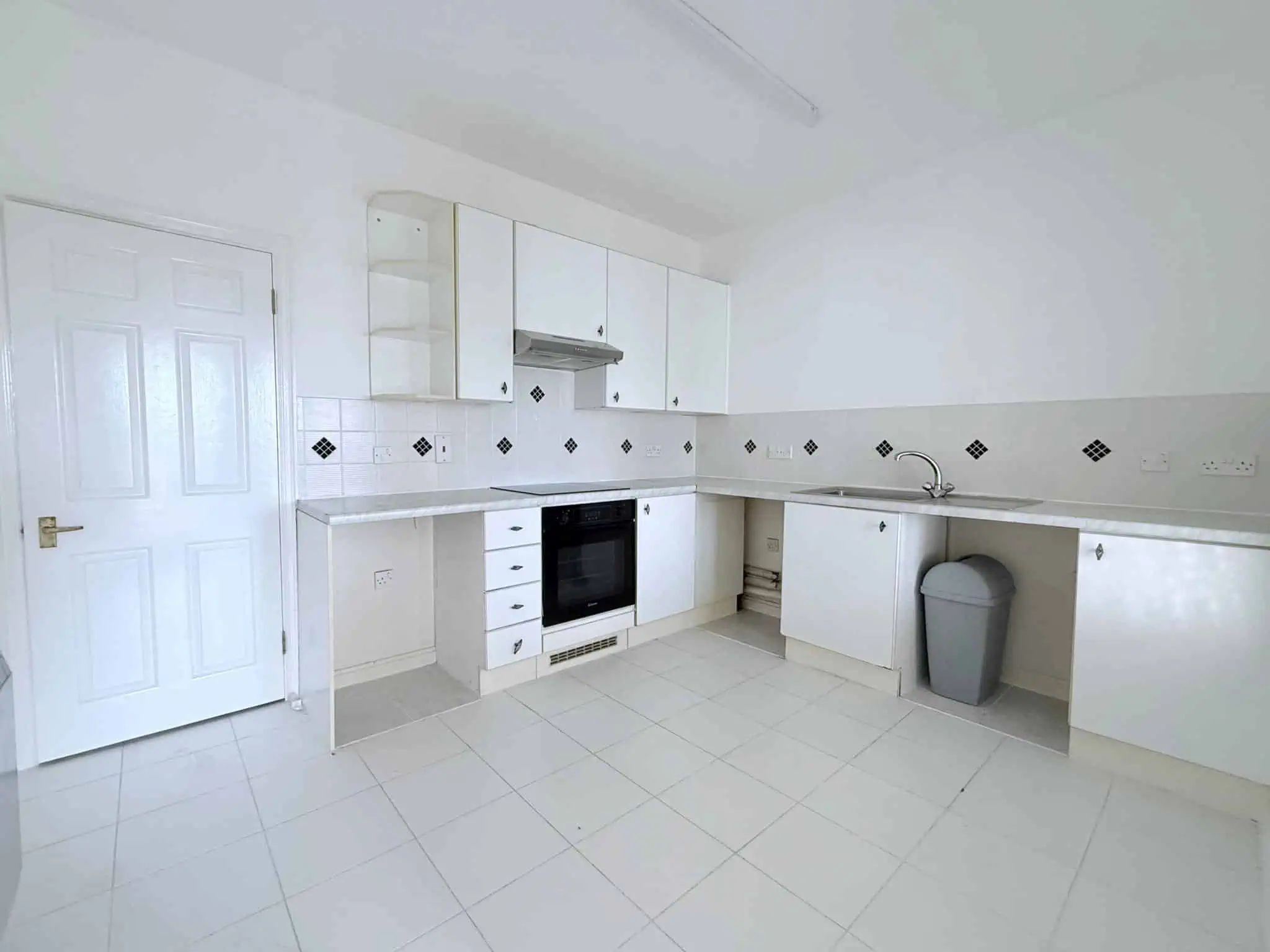 Flat Southchurch Avenue in Southend-on-Sea
