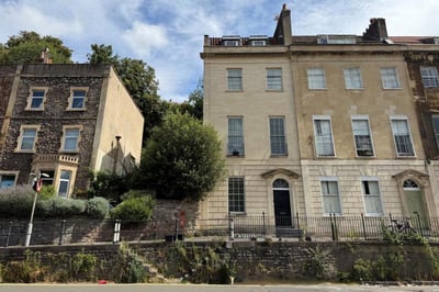 Flat Hotwell Road in Bristol