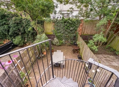 House St Paul's Mews in Greater London