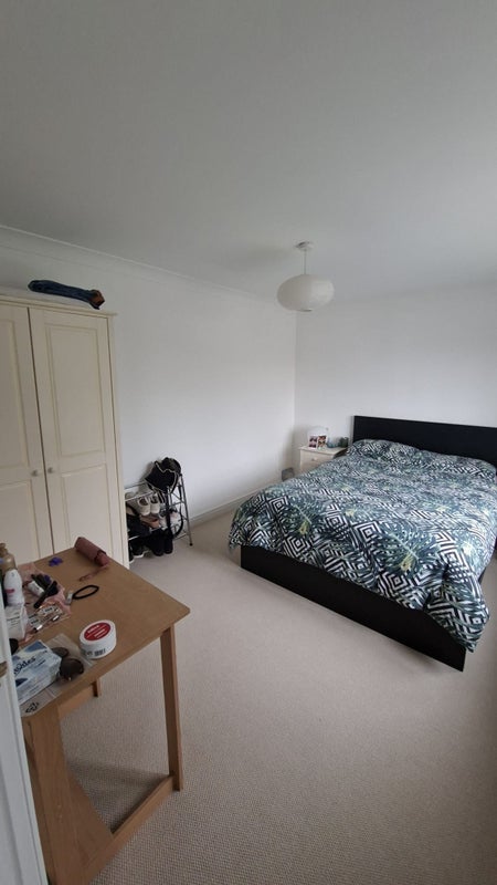 Room Salisbury Drive in Bristol