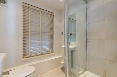 Flat Fulham Road in Greater London