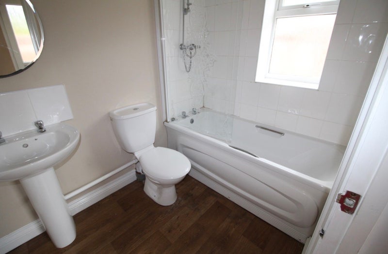 Room Claremont Road in Royal Leamington Spa