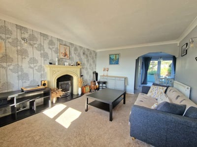 House Waverley Gardens in Cannock Chase