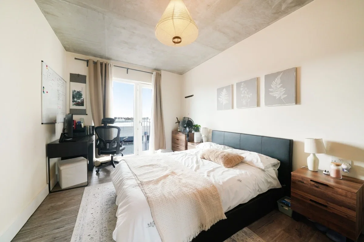 Flat South Street in Greater London