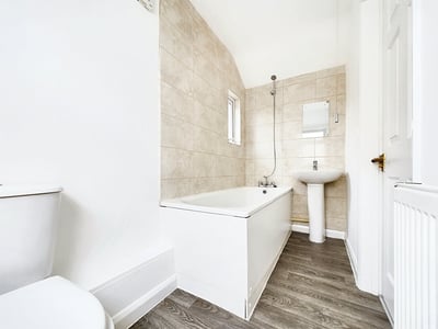 House Crusader Court in Huntingdonshire