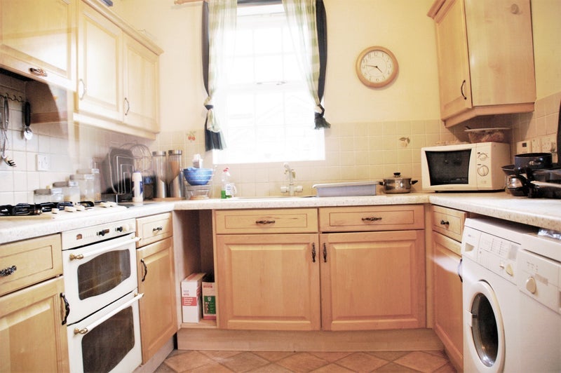 Room Gatcombe Way in Priorslee Village