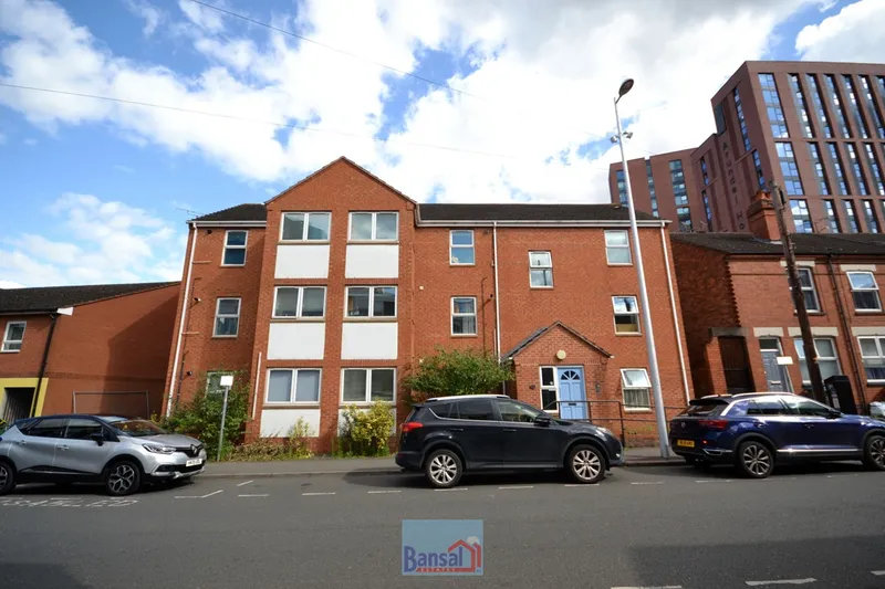 Flat Trinity Street in Coventry