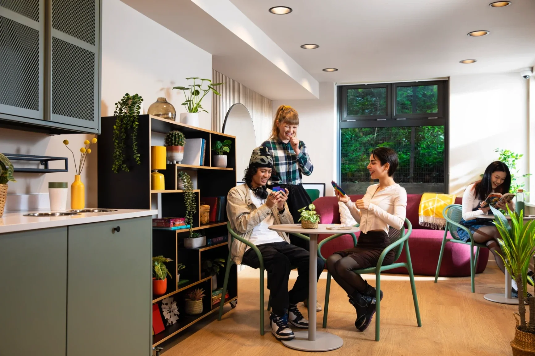 Room High Road in Greater London