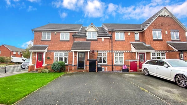 House Gladstone Way in Earlestown
