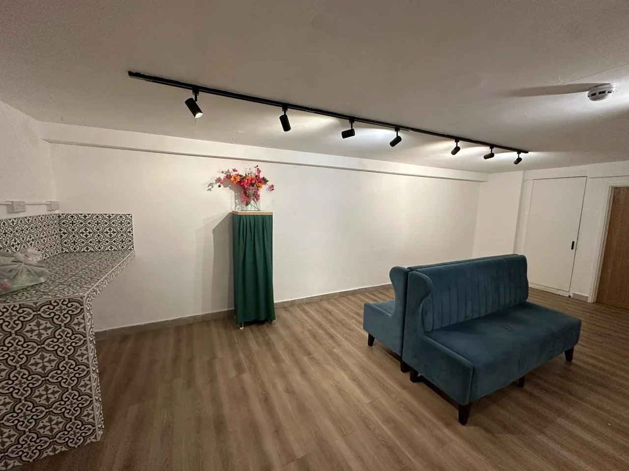 Room Lordship Lane in Greater London