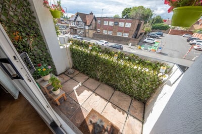 Flat Regal Close in Portsmouth