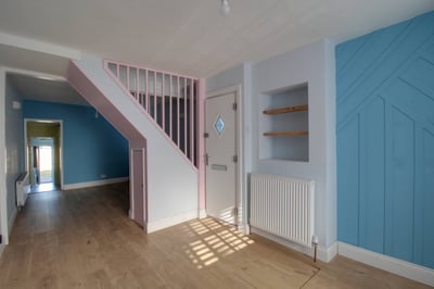 House Haling Road in Greater London