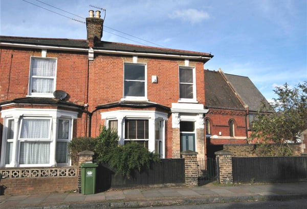 House Lee High Road in Greater London