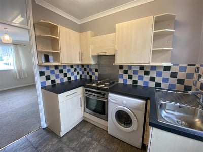 House Saxon Place in Forest of Dean