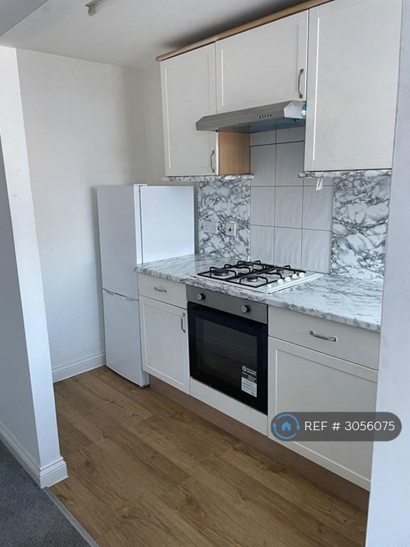 Flat Lambs Close in Welwyn Hatfield