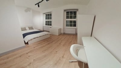 Room Swinton Street in Greater London