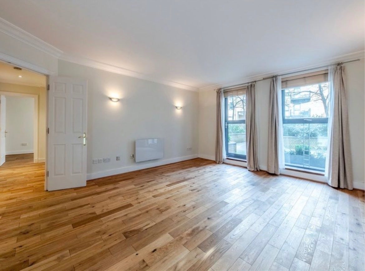 Flat Ebury Bridge Road in City of Westminster