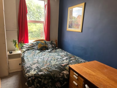Room Pershore Road in Birmingham