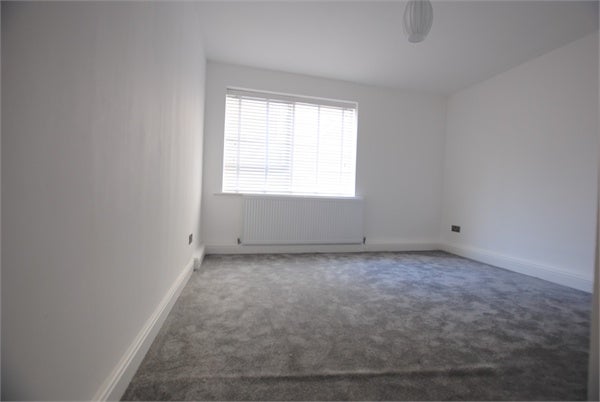 Flat Wood Vale in Greater London