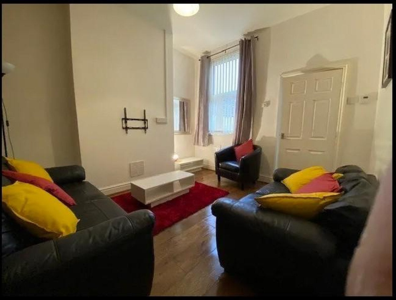 Flat Ashford Street in Stoke-on-Trent